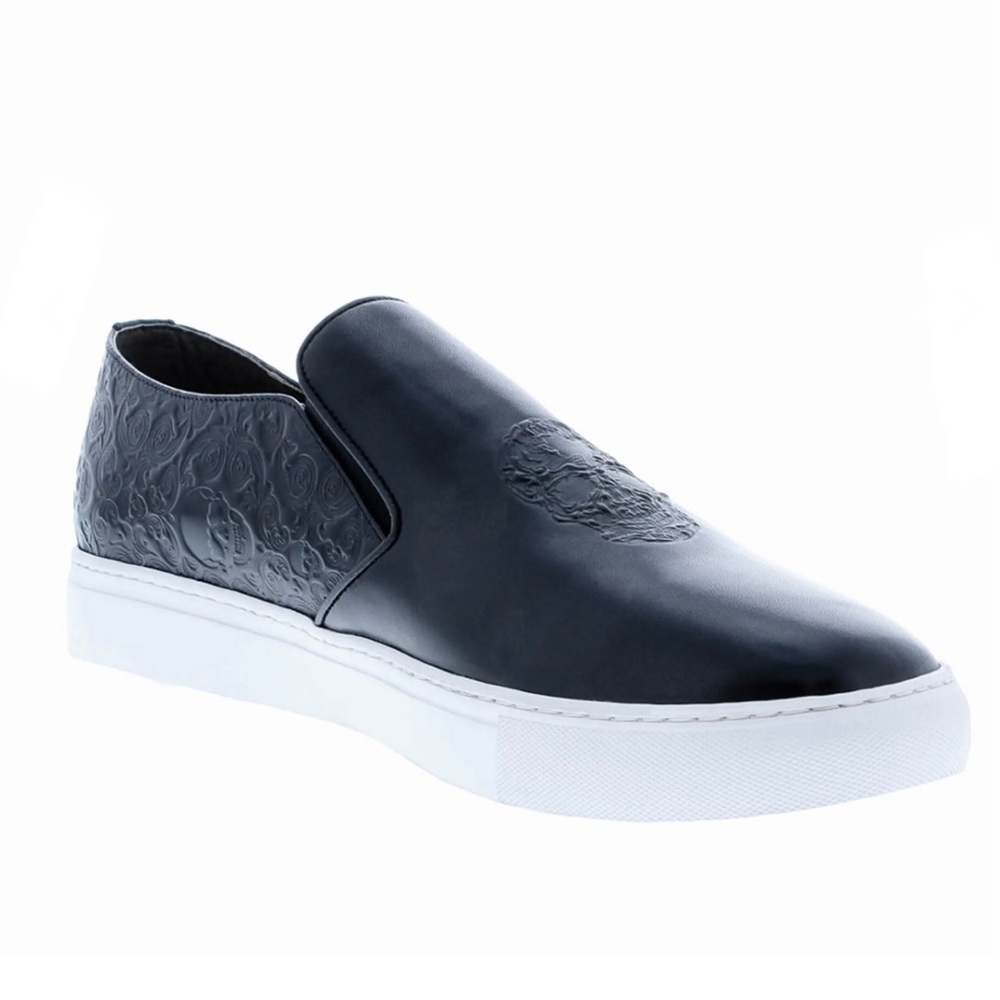 Robert Graham Men’s Calvert Skull Slip-On Sneakers